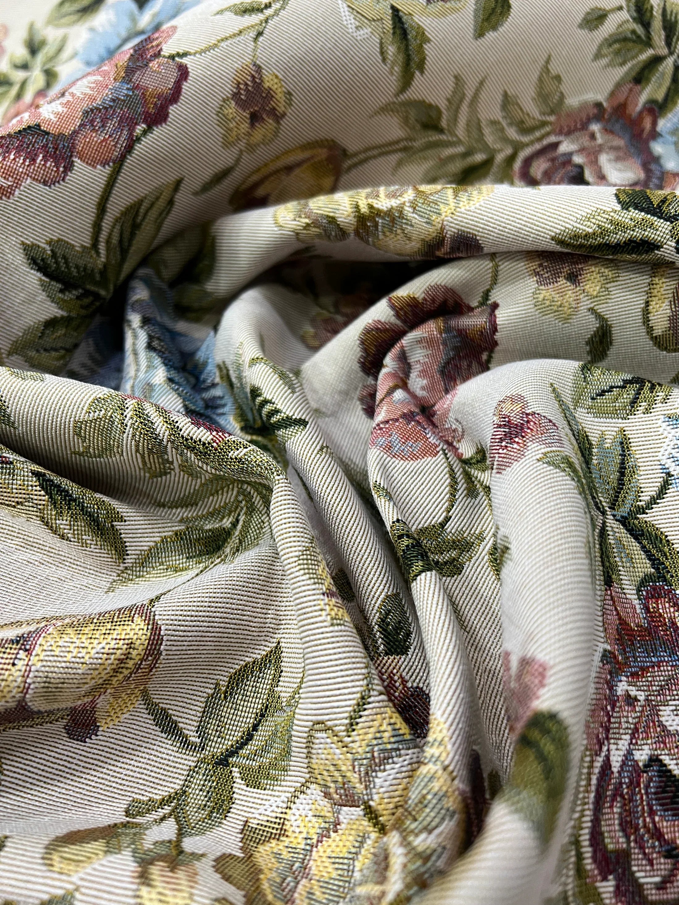Jacquard Floral
