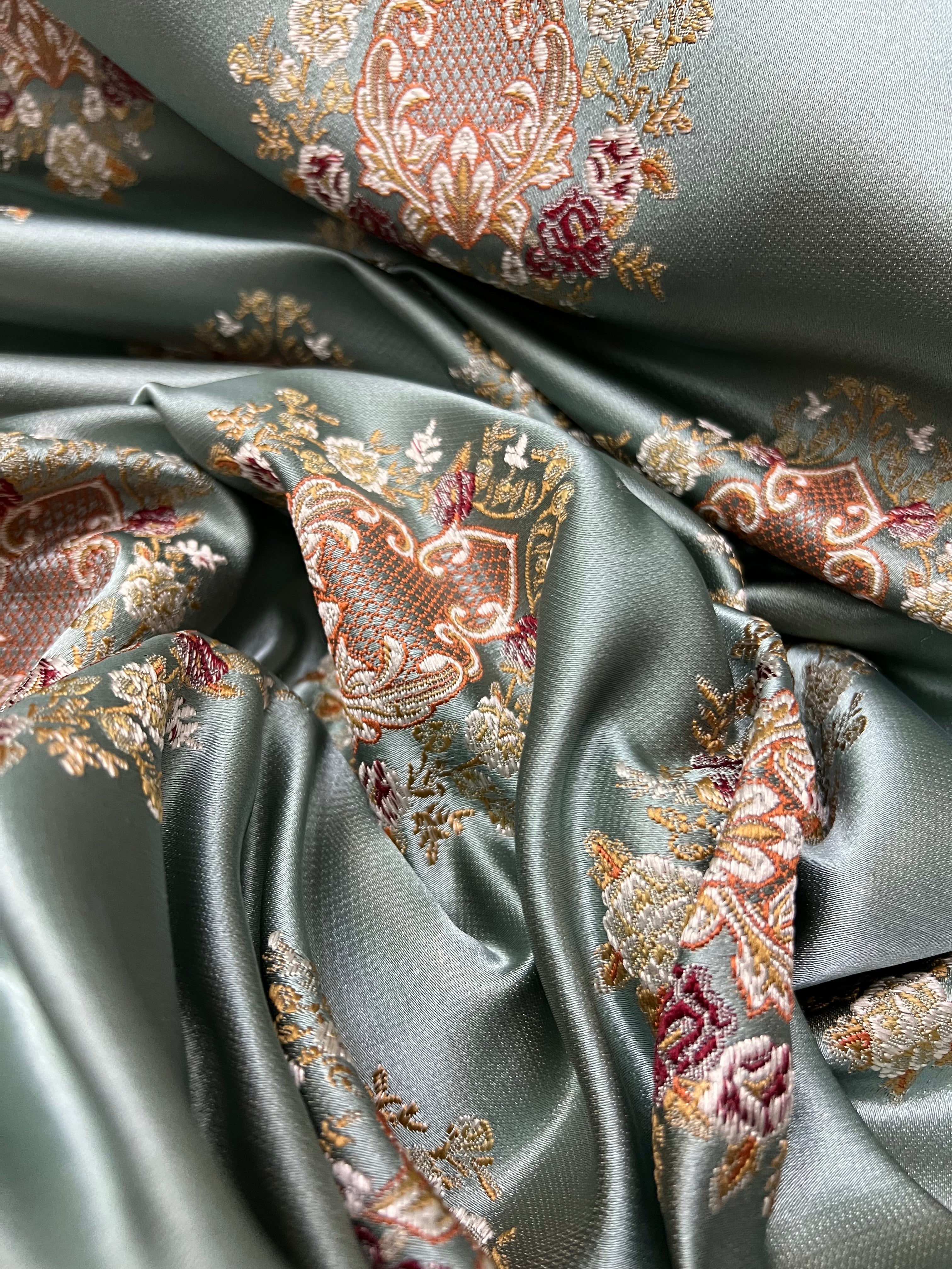 Jacquard in Damask Motif - Dining Chairs (Renaissance Regal)
