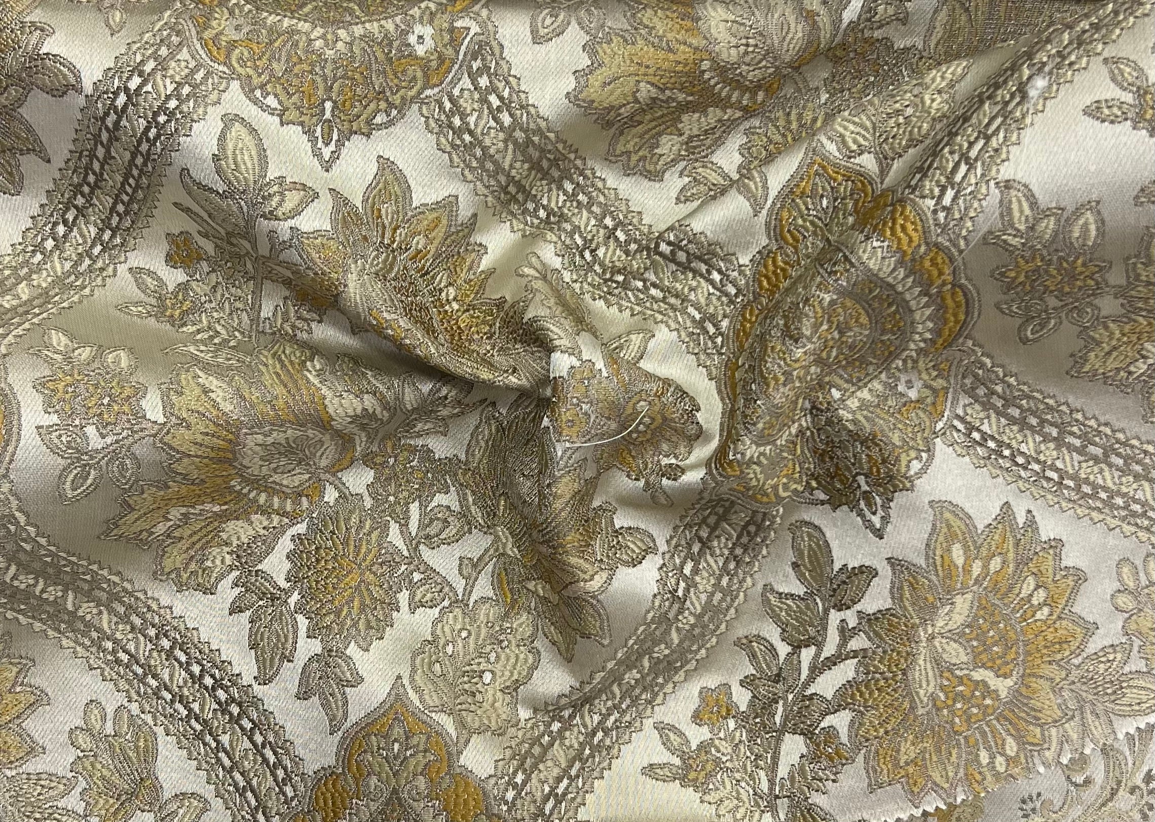 Jacquard in Valentine Damask Dining Chairs