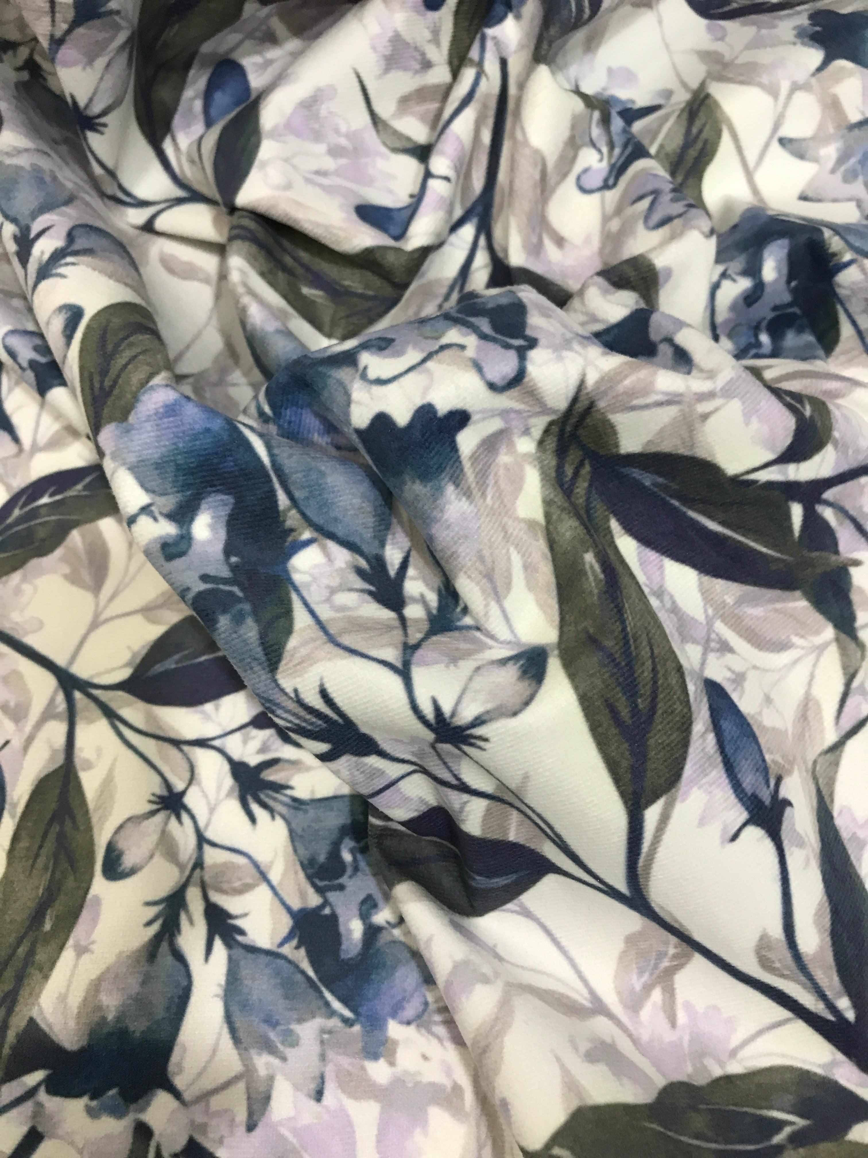 Velvet in Floral Ideal for Sofa, Curtains & Cushions