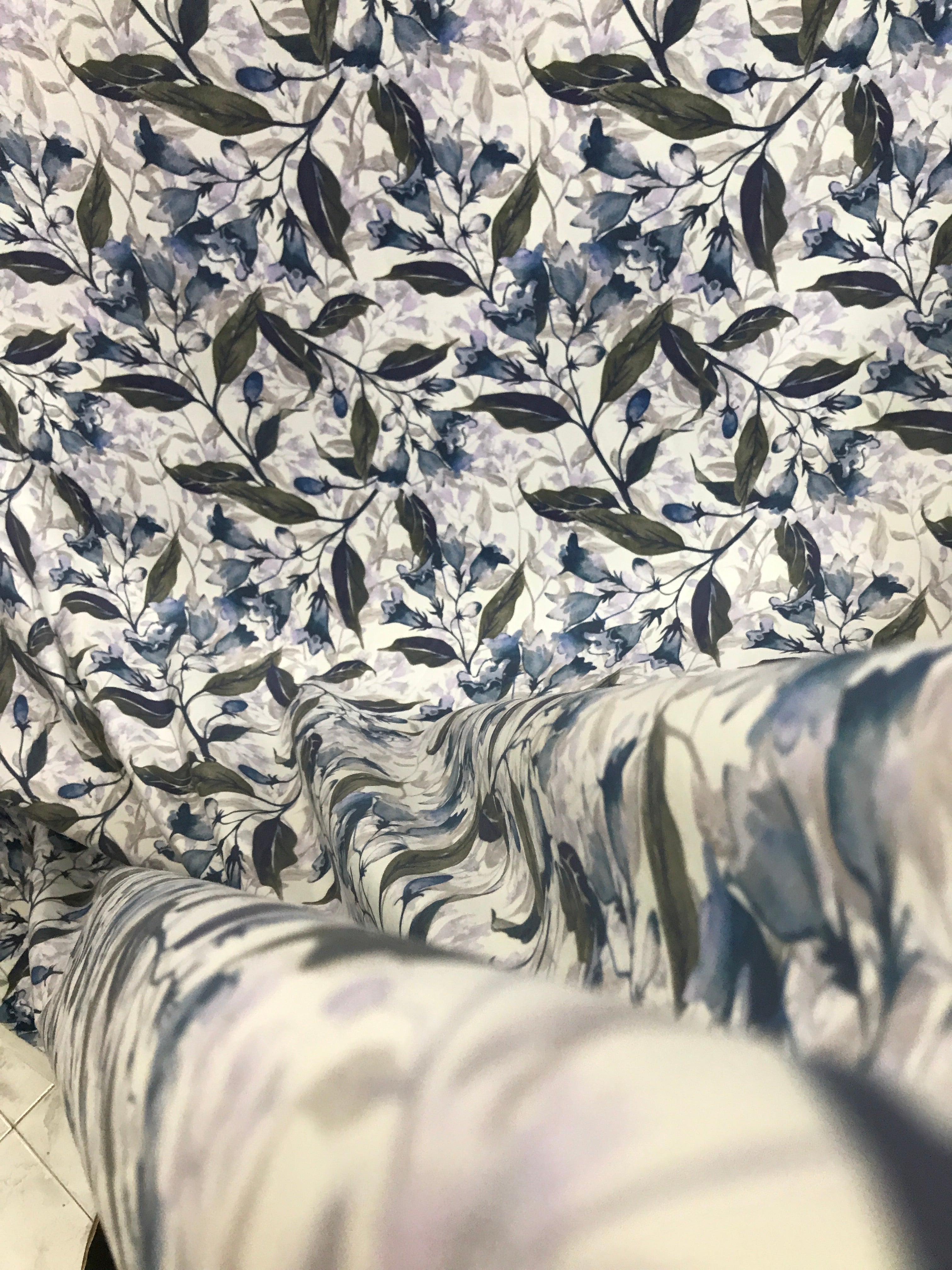 Velvet in Floral Ideal for Sofa, Curtains & Cushions