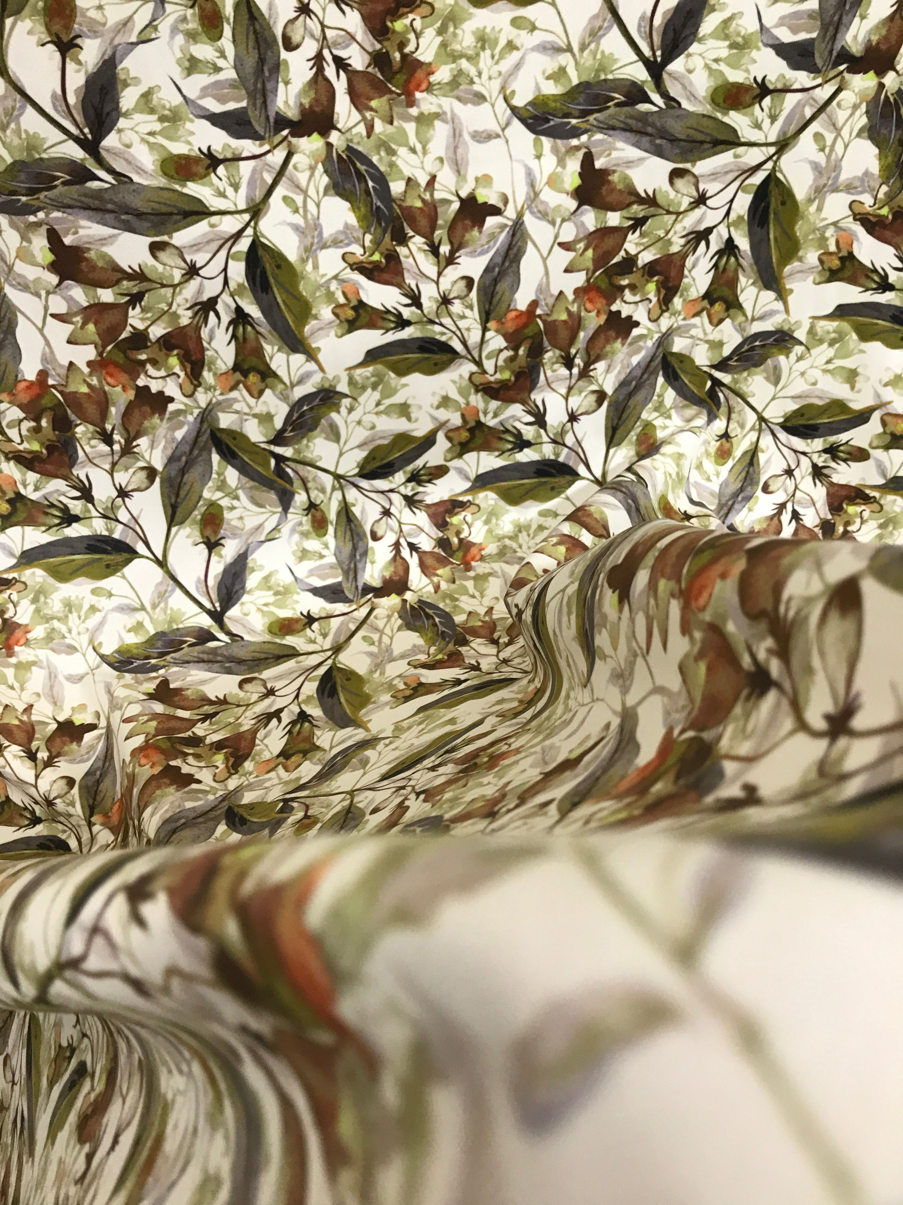 Velvet in Floral Ideal for Sofa, Curtains & Cushions