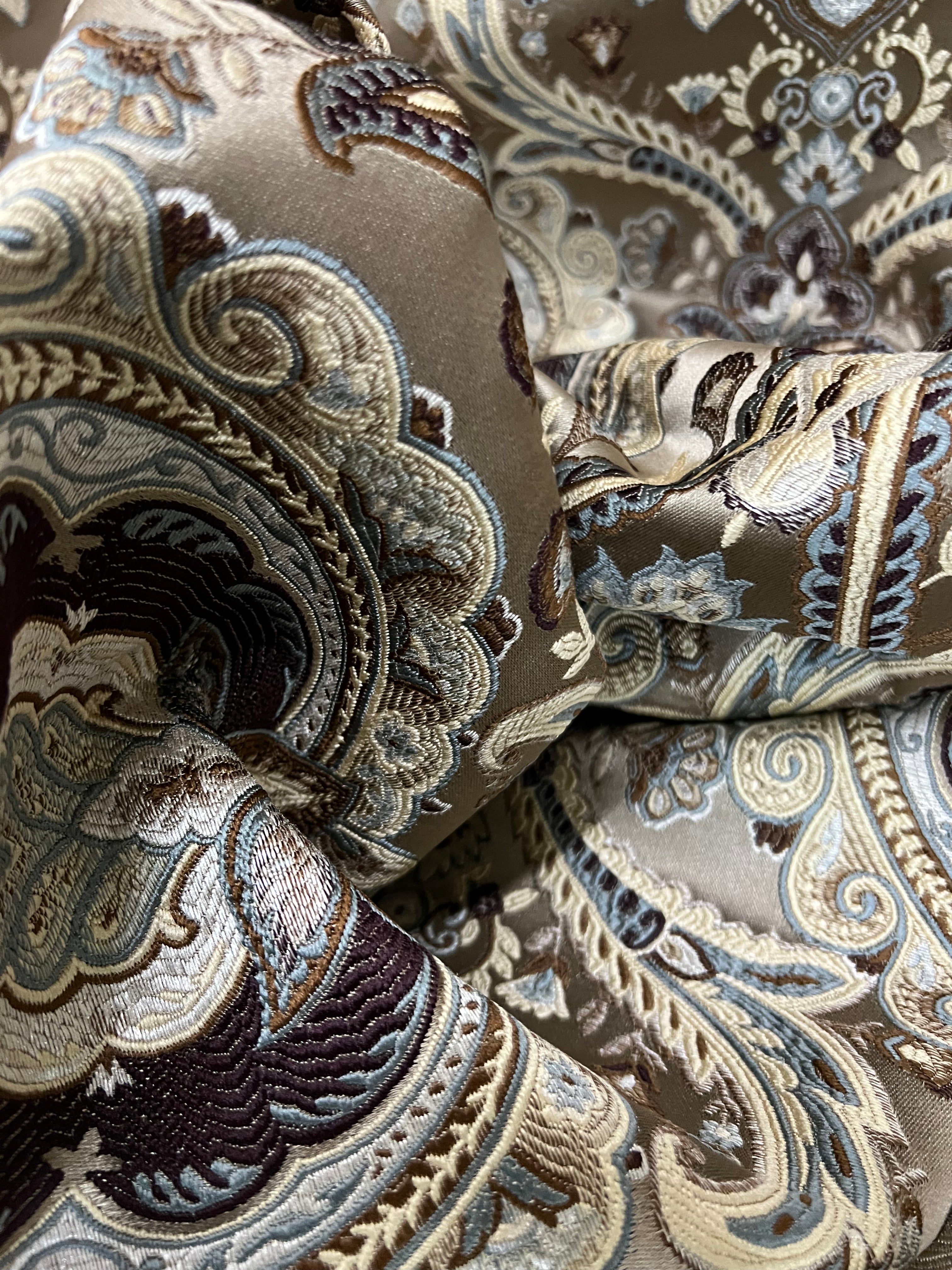 Jacquard in Majestic Damask - Dining Chairs (Regal Tapestry)