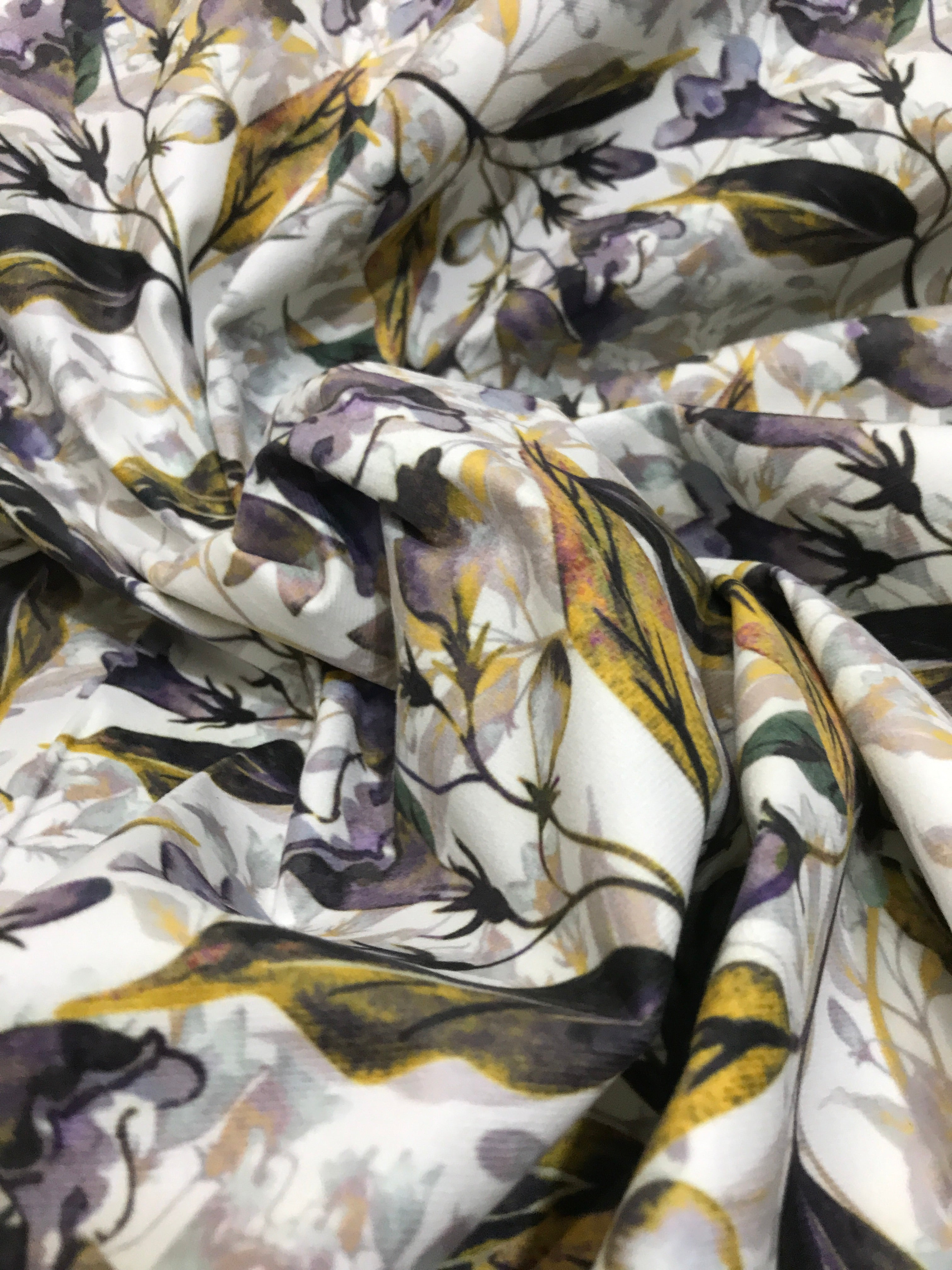 Velvet in Floral Ideal for Sofa, Curtains & Cushions