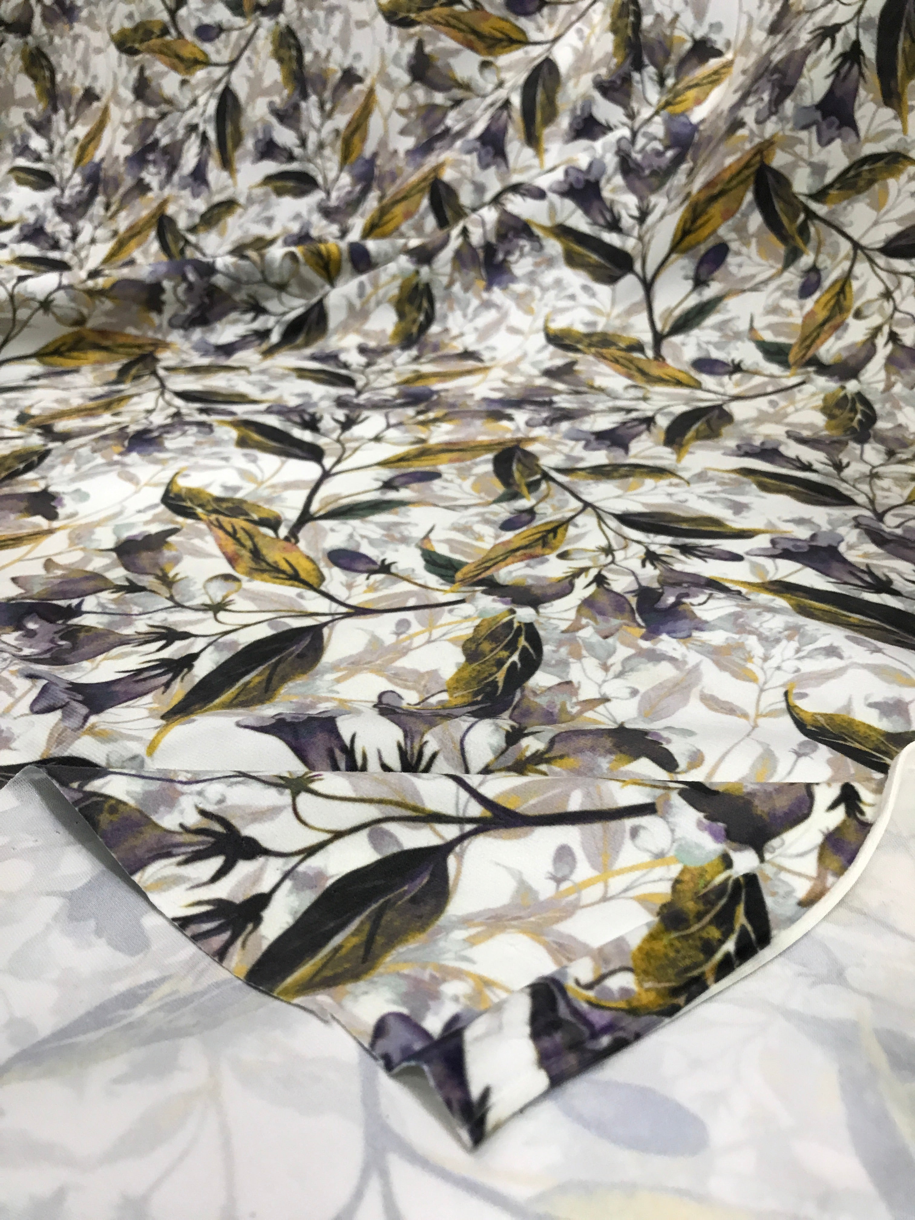 Velvet in Floral Ideal for Sofa, Curtains & Cushions