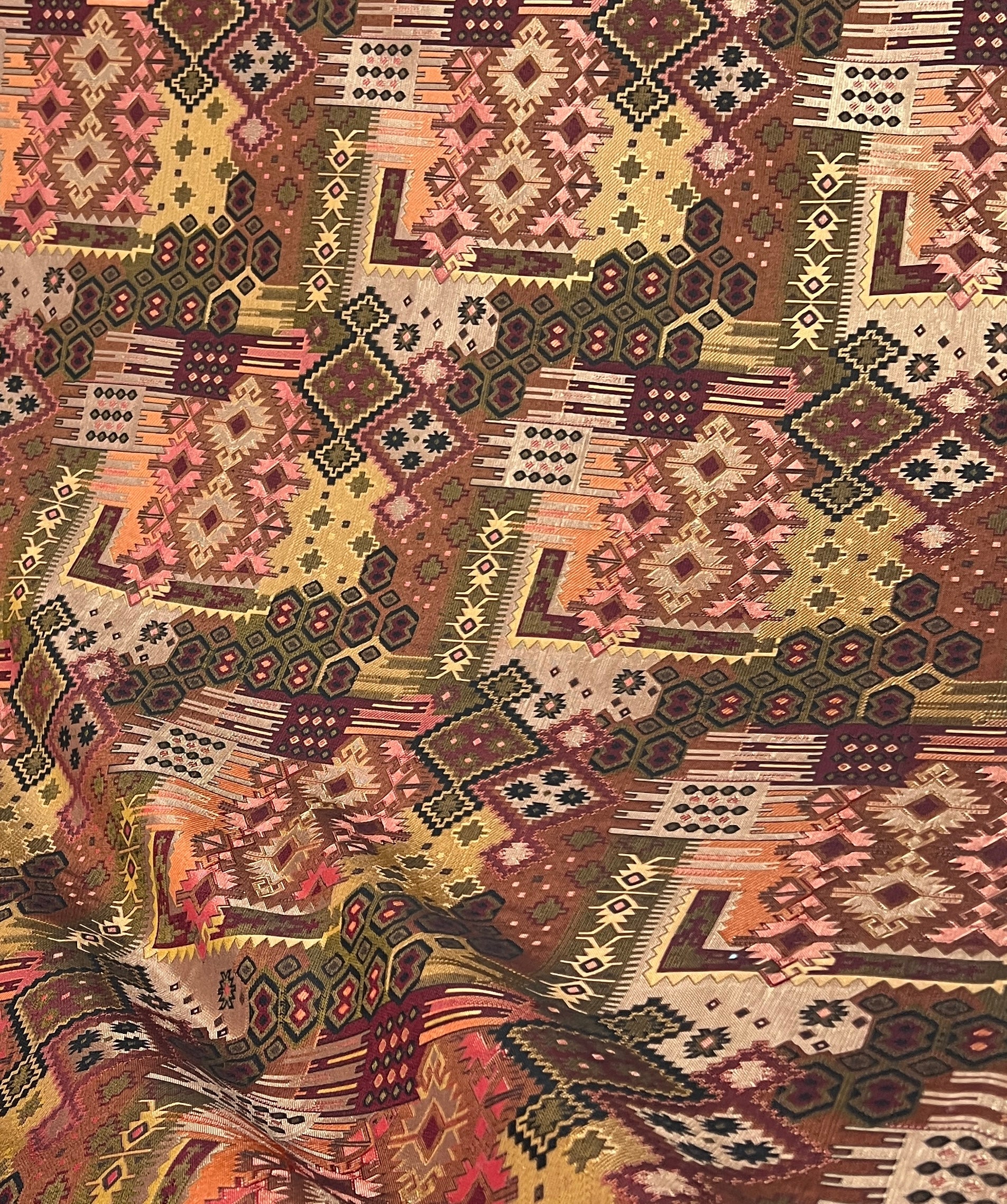 #color_brown
