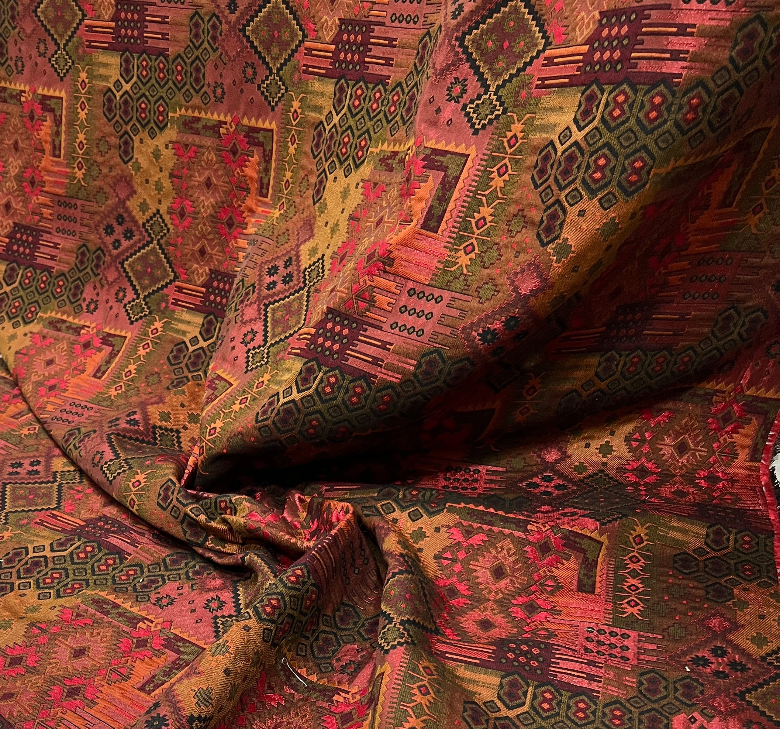 Azura Kilim