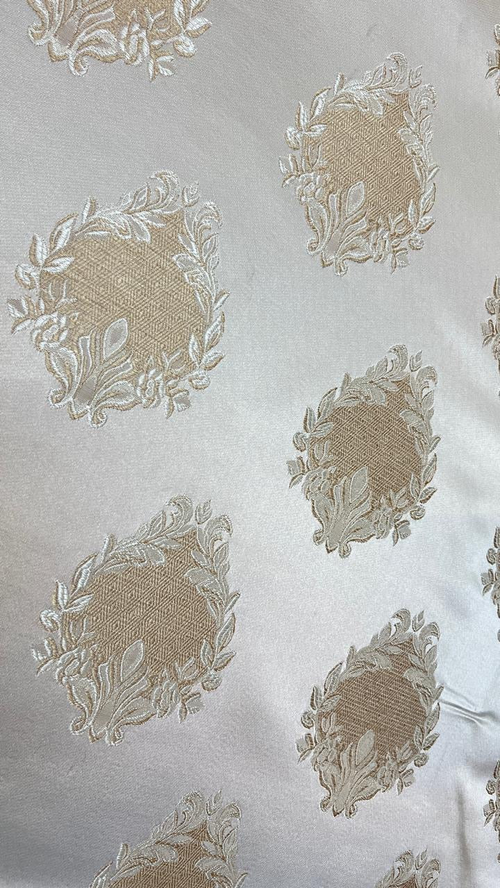 Medallion Damask