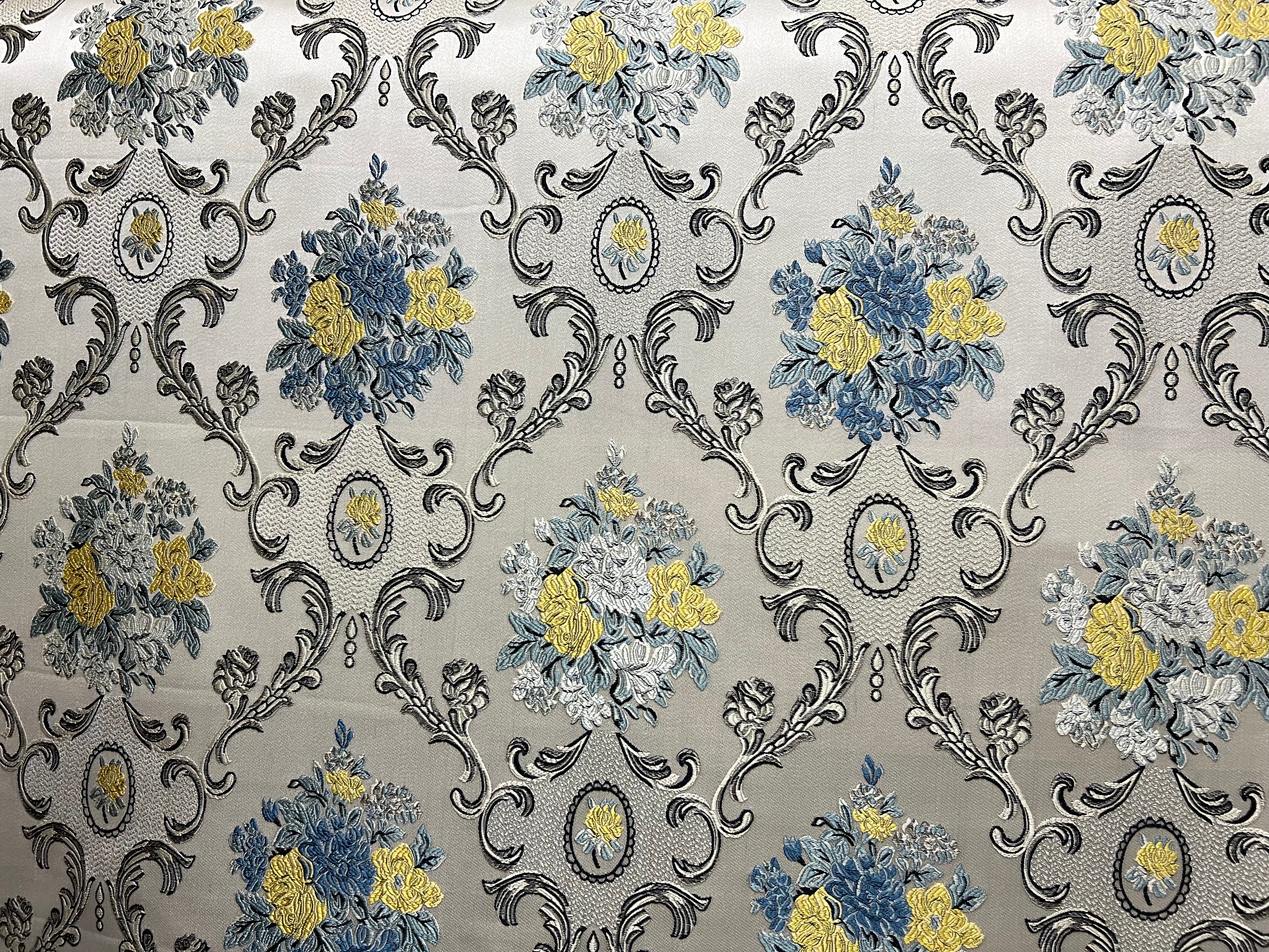 Bouquet Crest