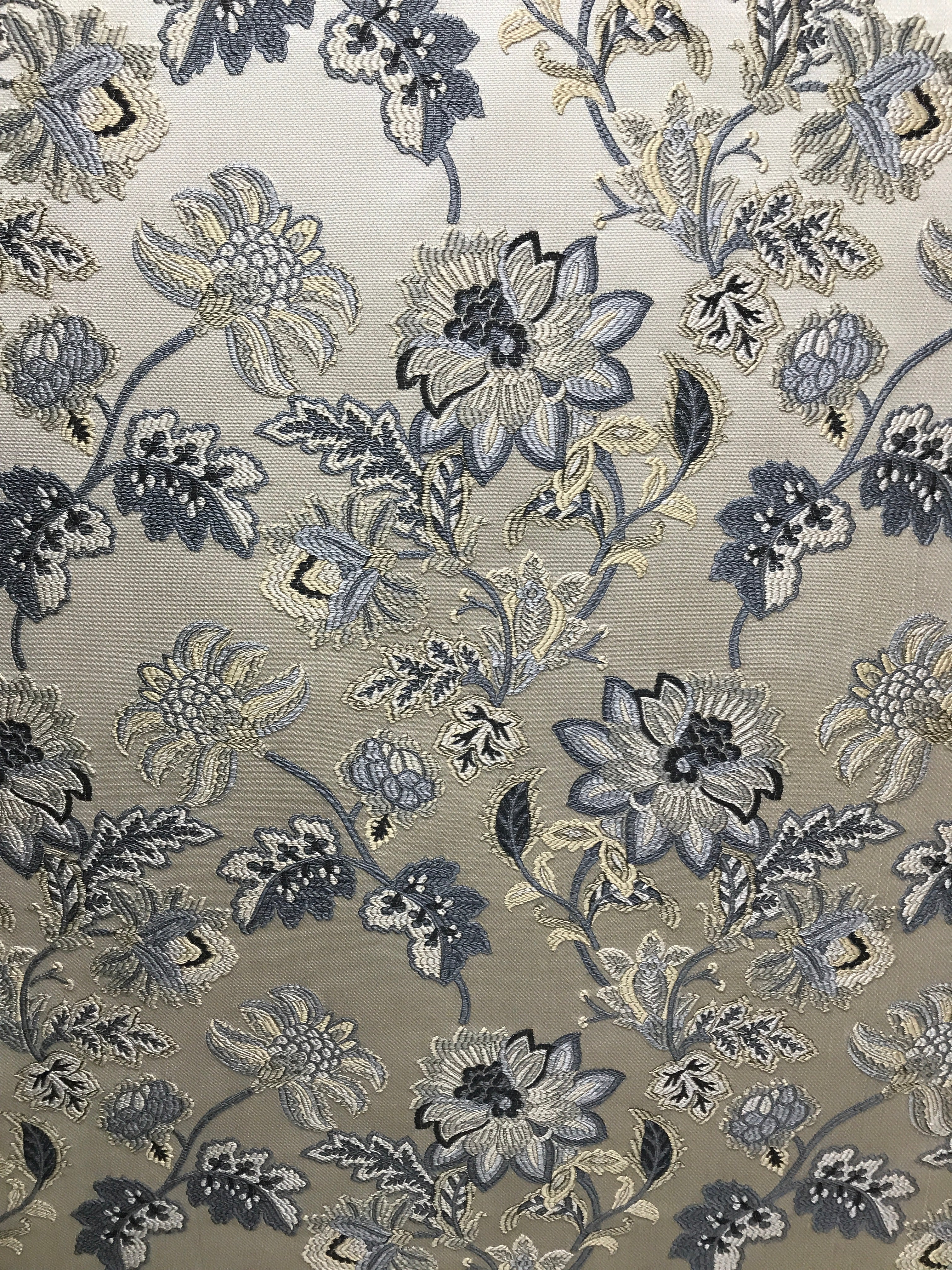 Willowvine Floral Jacquard