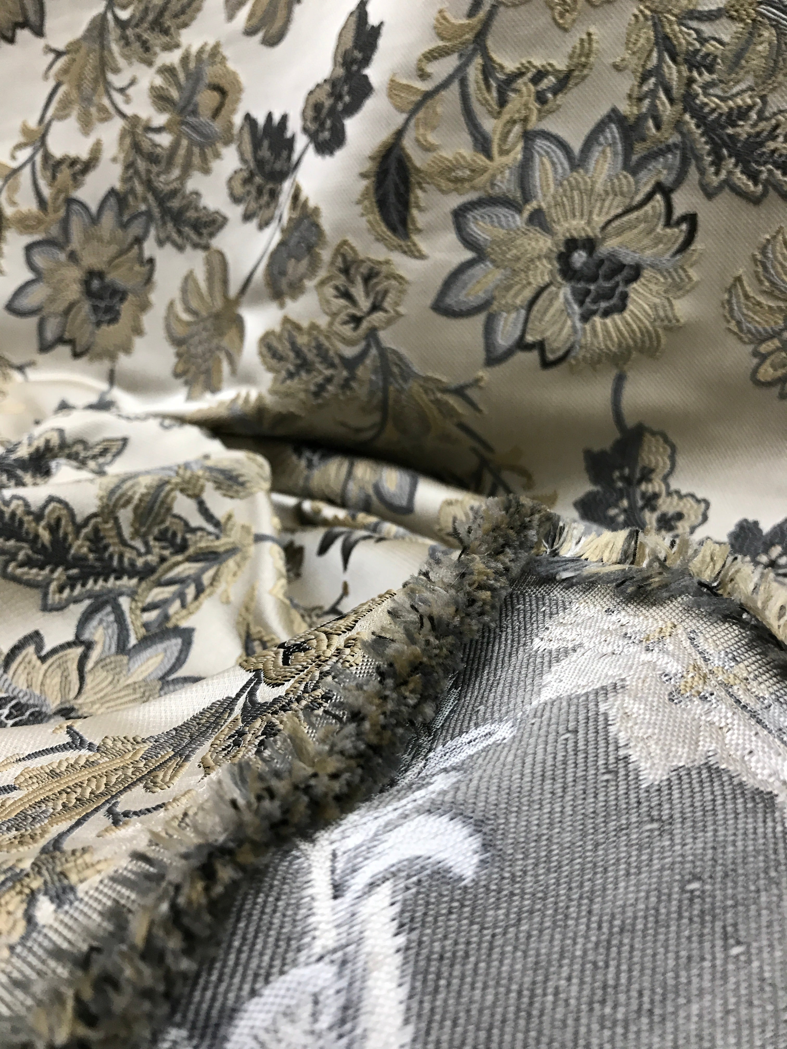 Willowvine Floral Jacquard
