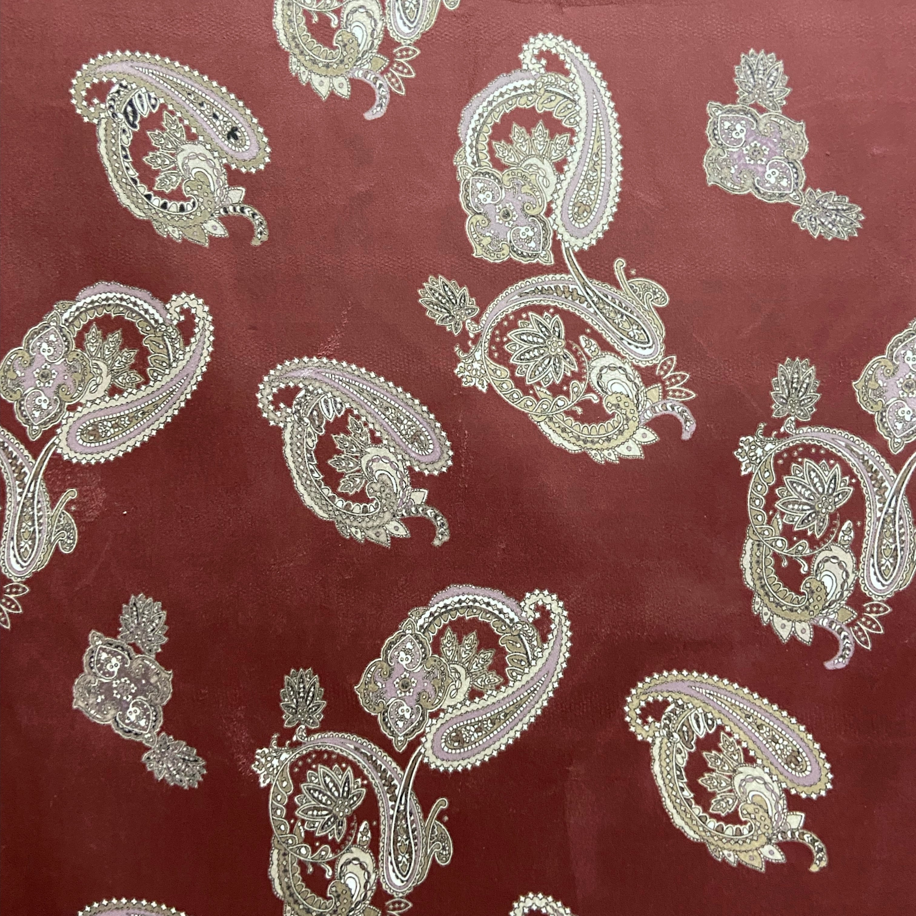 Paisley Scroll