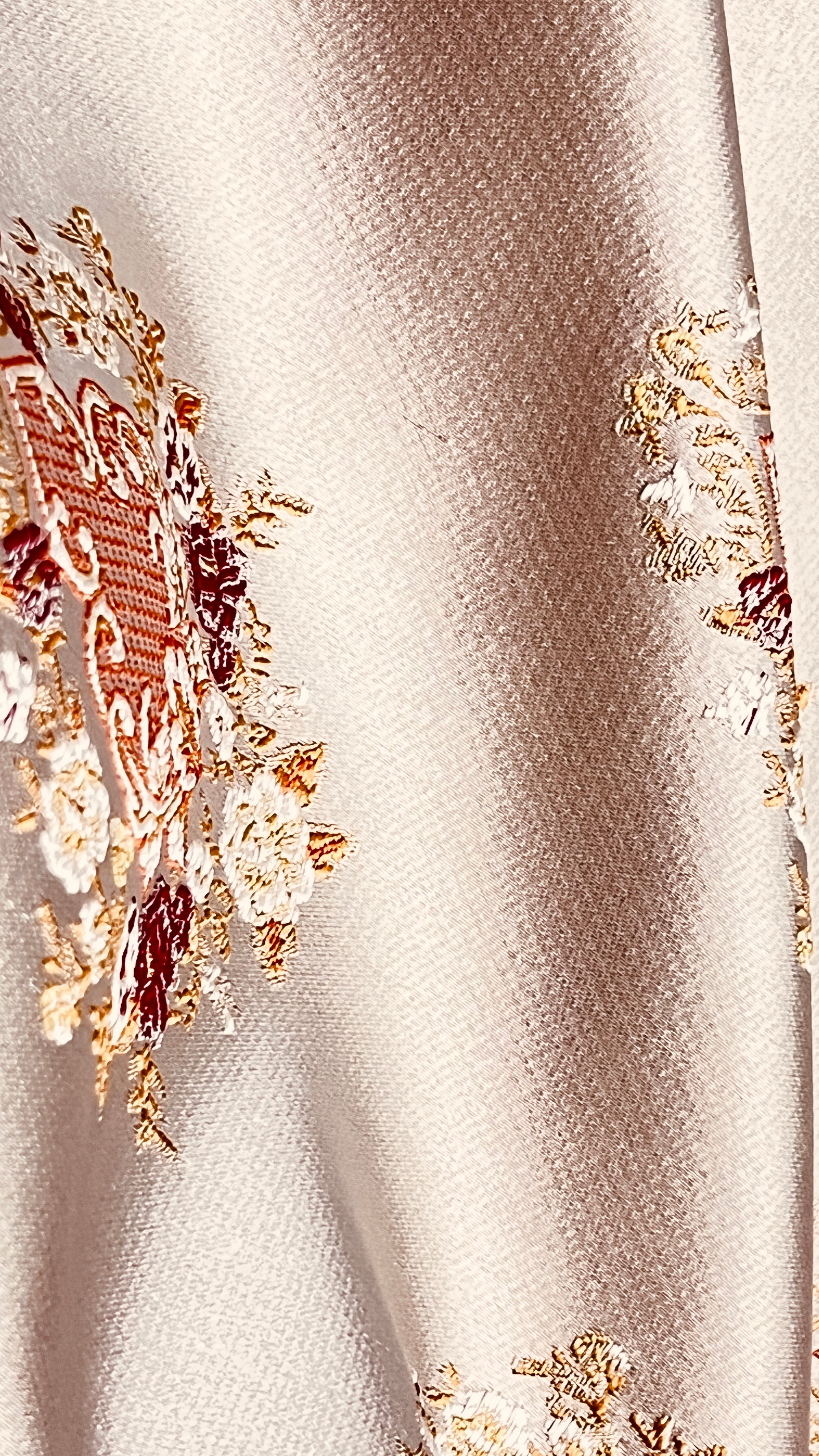 Jacquard in Damask Motif - Dining Chairs (Renaissance Regal)