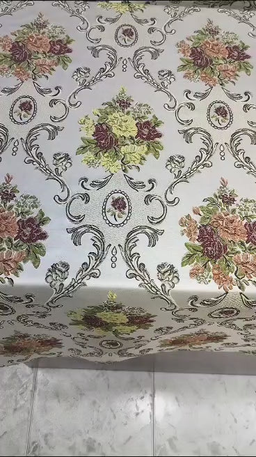 Bouquet Crest