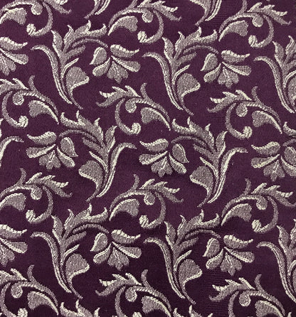 Jacquard in Floral Vine – Ideal for Upholstery & Chairs (Vintage Bloom)