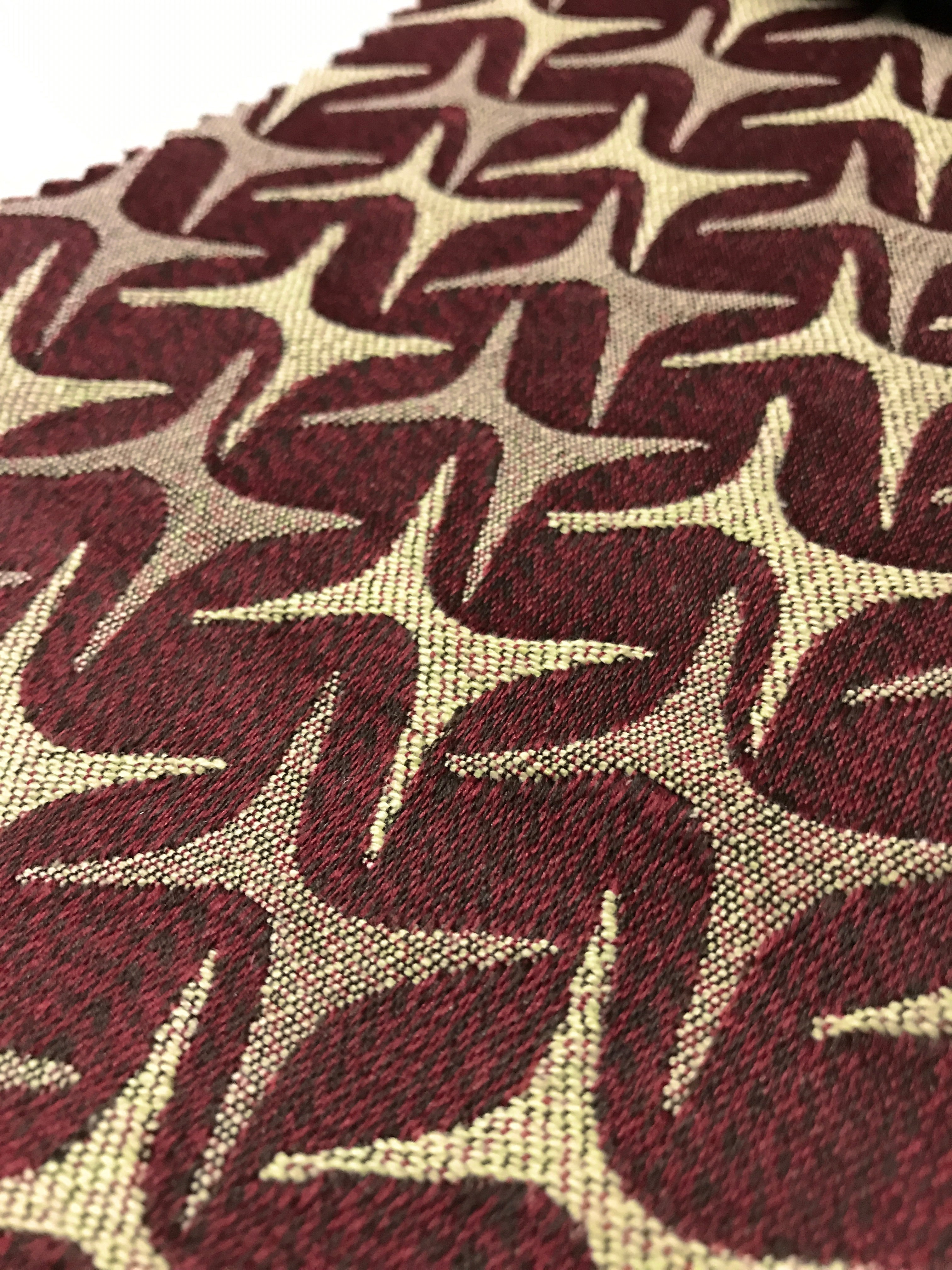 #color_maroon