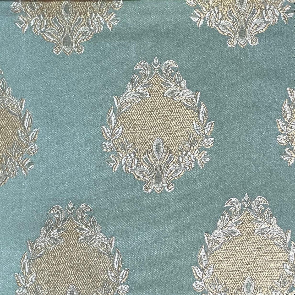 Medallion Damask