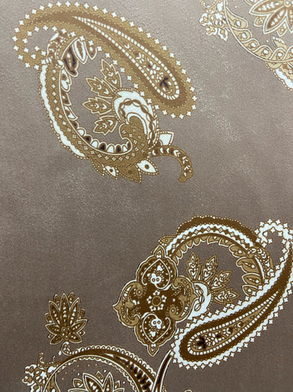 Paisley Scroll
