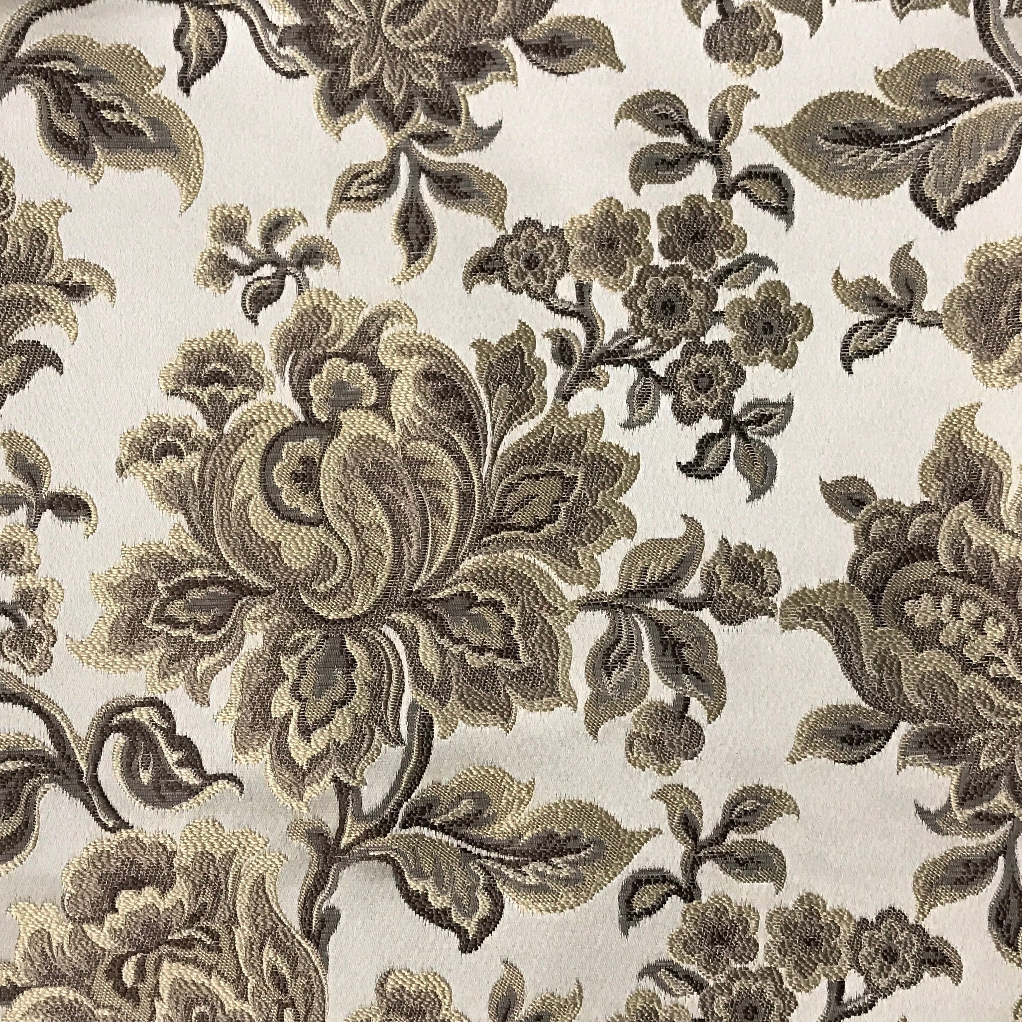 #color_taupe