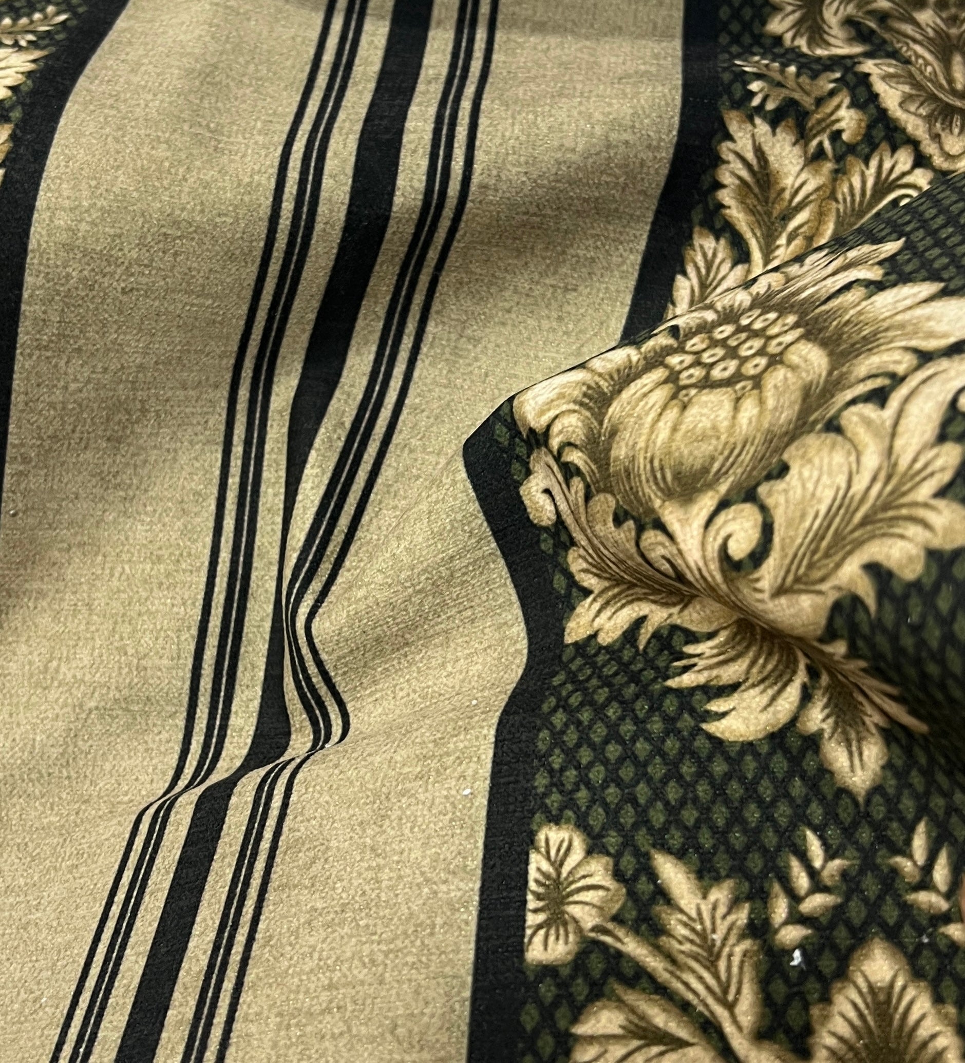 Imperial Baroque Stripe