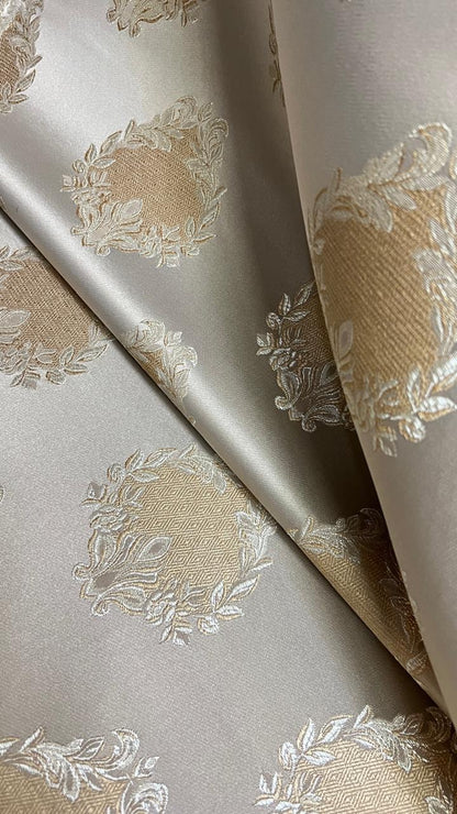 Medallion Damask