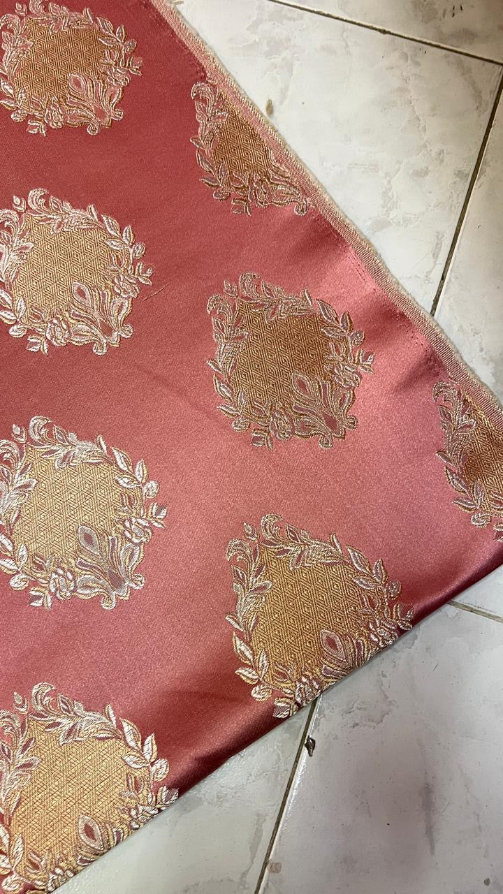 Medallion Damask