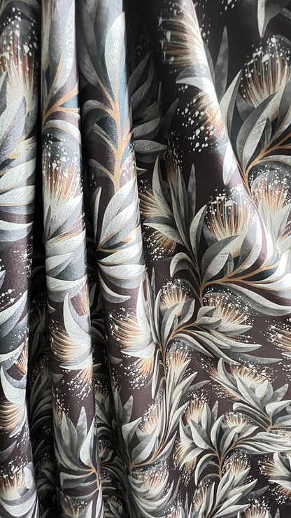 Velvet in Floral – Ideal for Sofa Upholstery & Cushion Covers (Elegant Bloom)